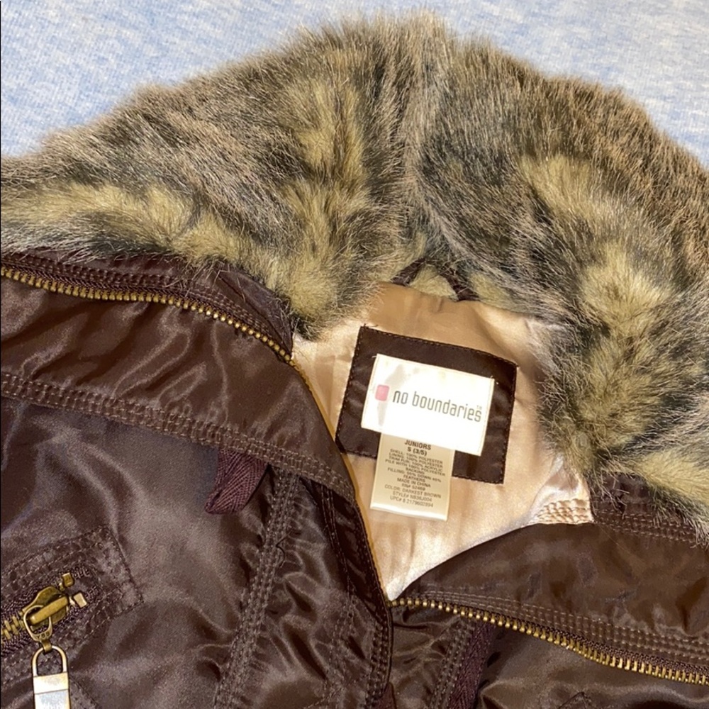 Winter jacket - Picture 2 of 6